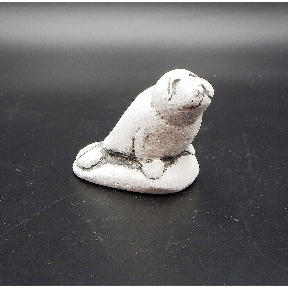 BEKKA Handcrafted Mt Saint Helens Volcano Ash Seal Sea Lion Figurine